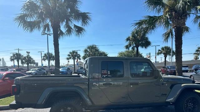 2025 Jeep Gladiator Willys