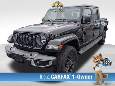 2025 Jeep Gladiator 4X4 Big Bear 4DR Crew Cab 5.0 FT. SB