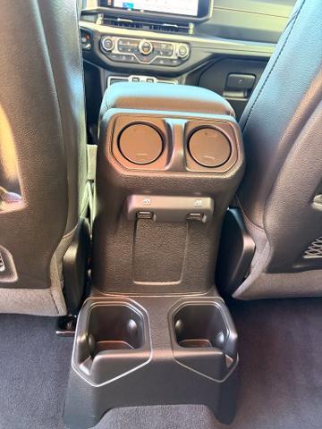 2025 Jeep Gladiator - $37,500