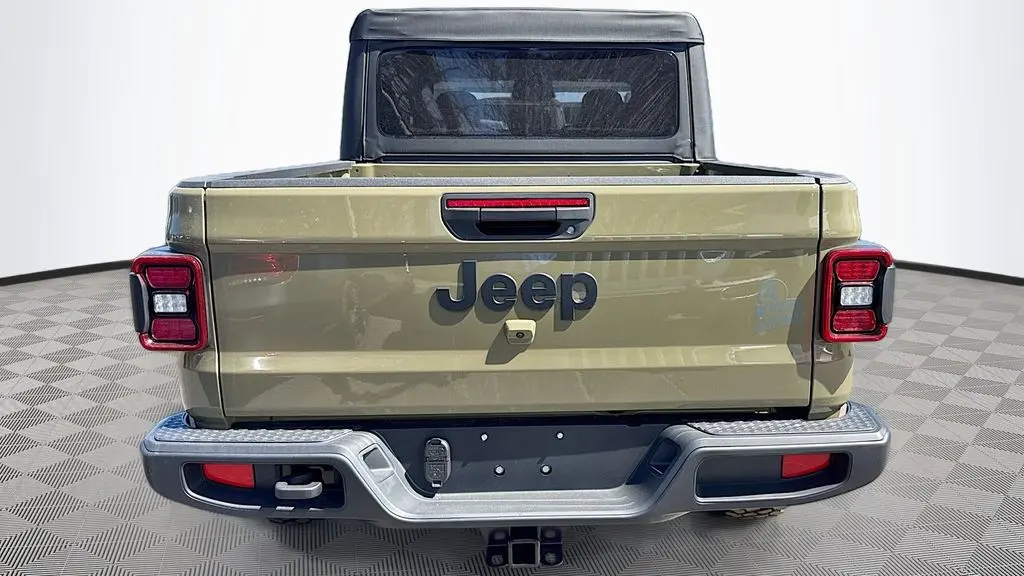 2026 Jeep Gladiator Willys