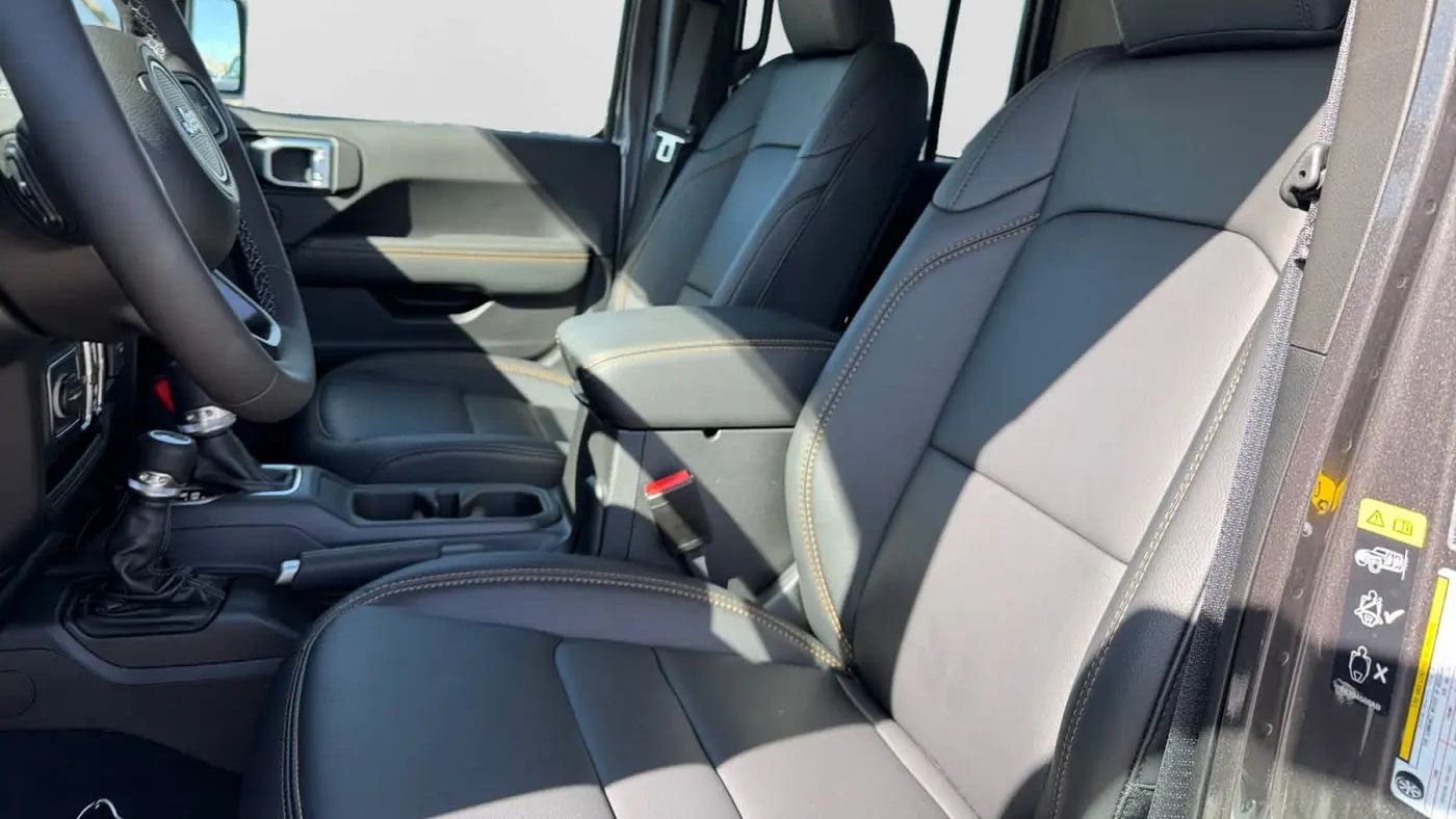 2026 Jeep Gladiator Sahara