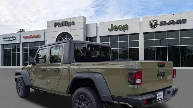 2026 Jeep Gladiator Sport