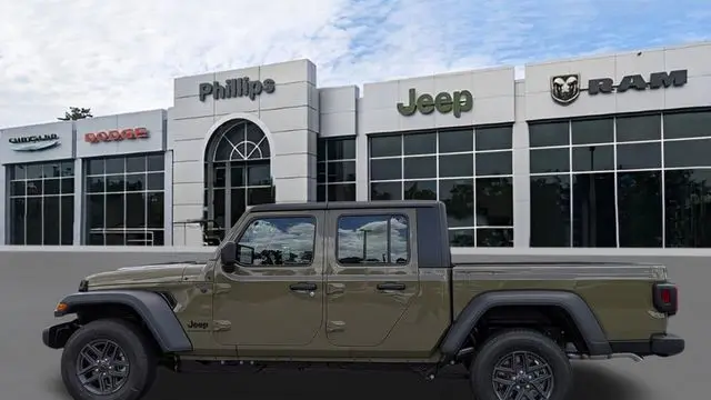 2026 Jeep Gladiator Sport