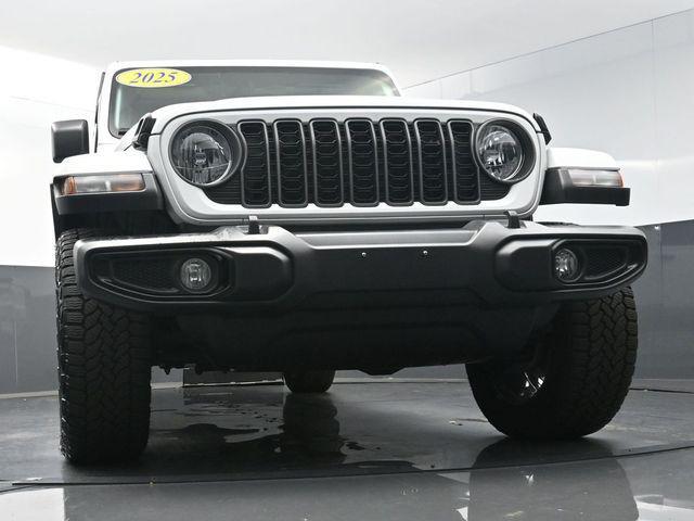2025 Jeep Gladiator - $34,842