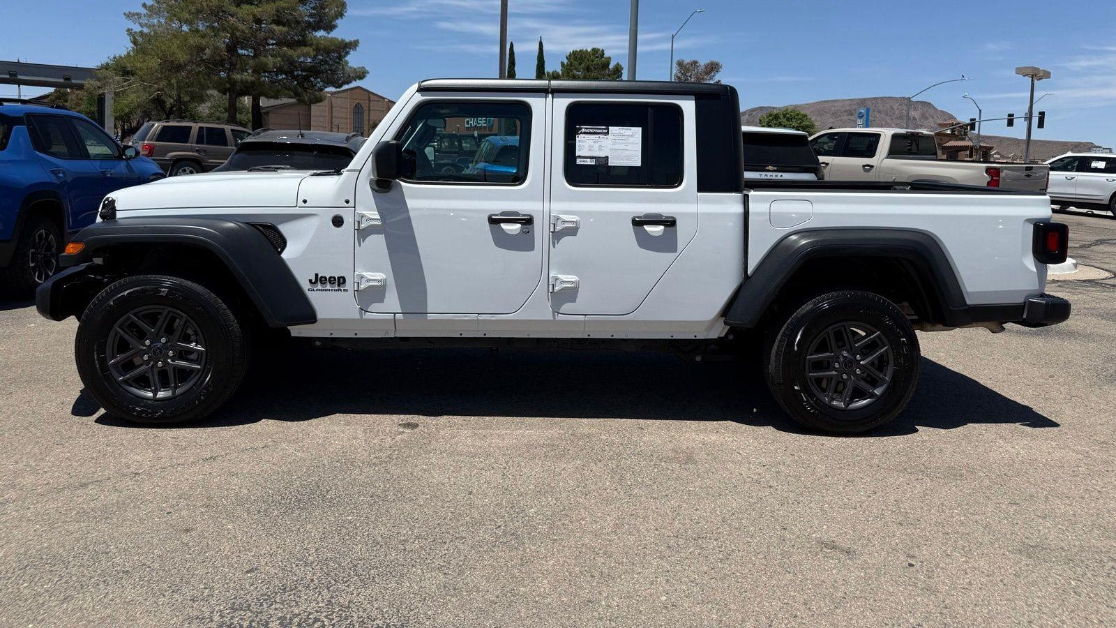 2025 Jeep Gladiator Sport S