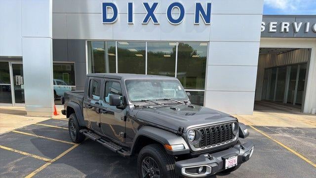 Preowned 2025 Jeep Gladiator Willys for Sale