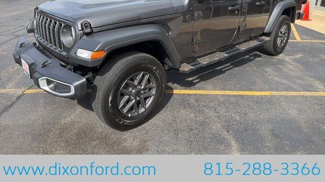 2025 Jeep Gladiator Willys