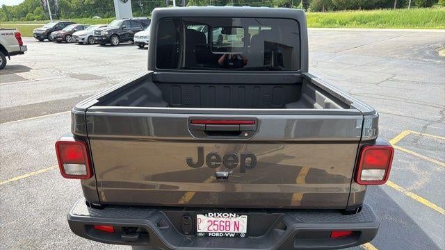 2025 Jeep Gladiator Willys