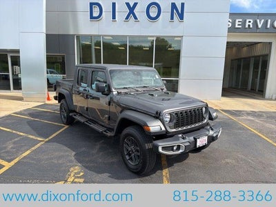 2025 Jeep Gladiator 4X4 Big Bear 4DR Crew Cab 5.0 FT. SB
