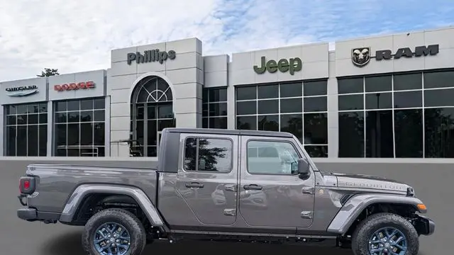2026 Jeep Gladiator 85th Anniversary Edition