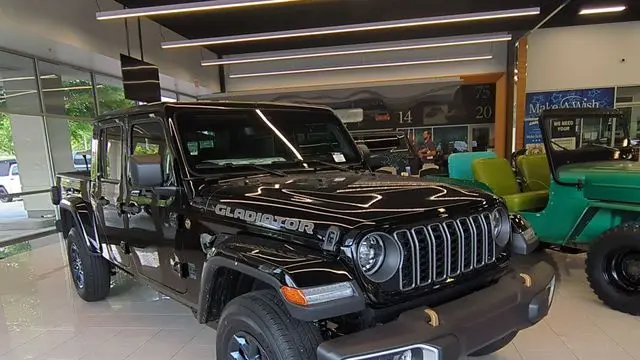 2026 Jeep Gladiator 85th Anniversary Edition