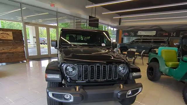 2026 Jeep Gladiator 85th Anniversary Edition