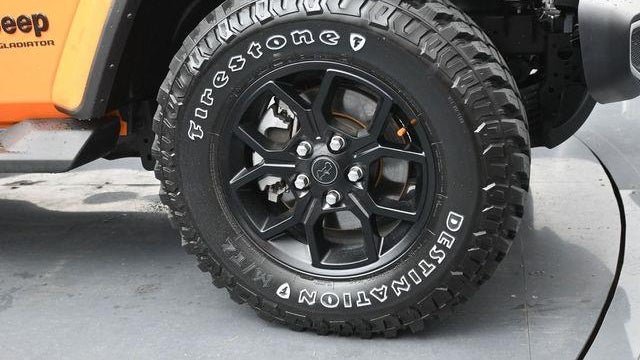 2025 Jeep Gladiator Big Bear