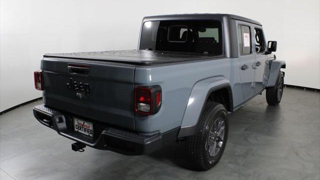 2025 Jeep Gladiator Sport S
