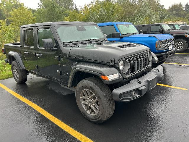 2026 Jeep Gladiator - $34,996