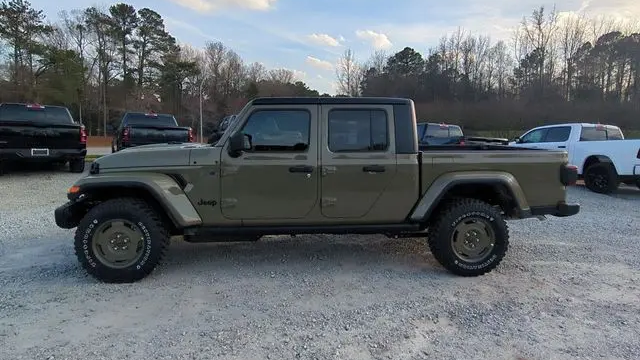 2026 Jeep Gladiator Willys