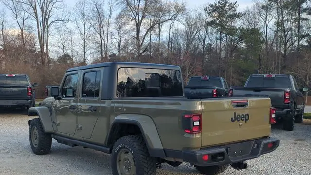2026 Jeep Gladiator Willys