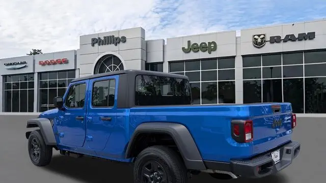2026 Jeep Gladiator Sport