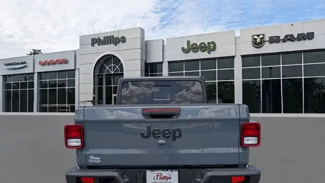 2026 Jeep Gladiator Sport