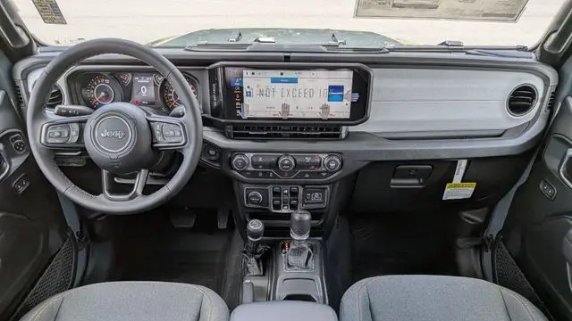 2026 Jeep Gladiator Sport