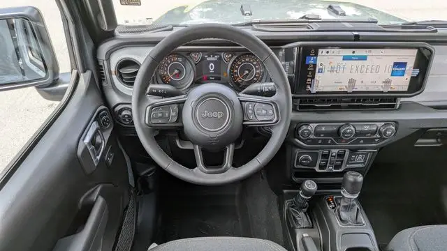 2026 Jeep Gladiator Sport