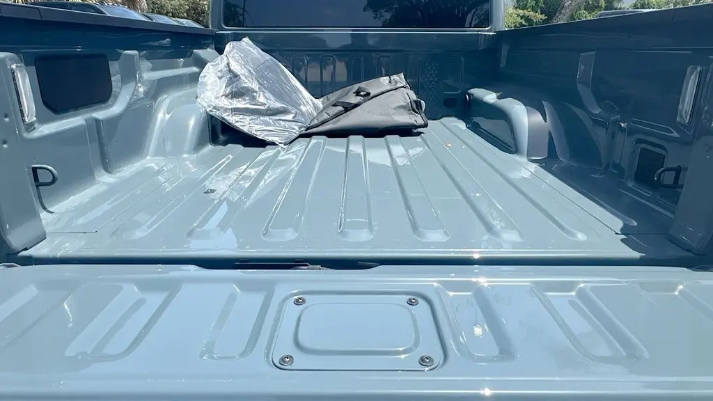 2026 Jeep Gladiator Sahara