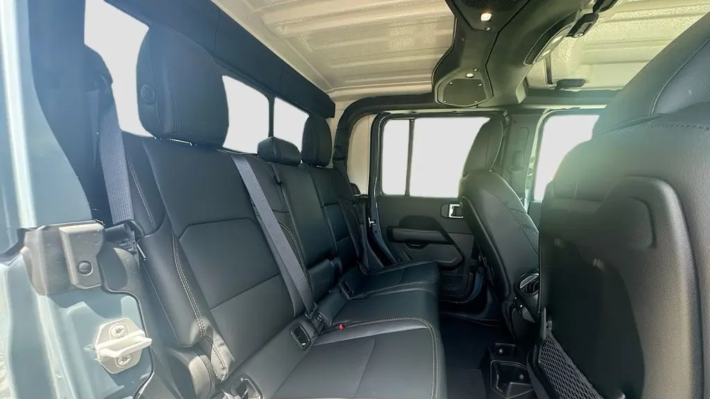 2026 Jeep Gladiator Sahara
