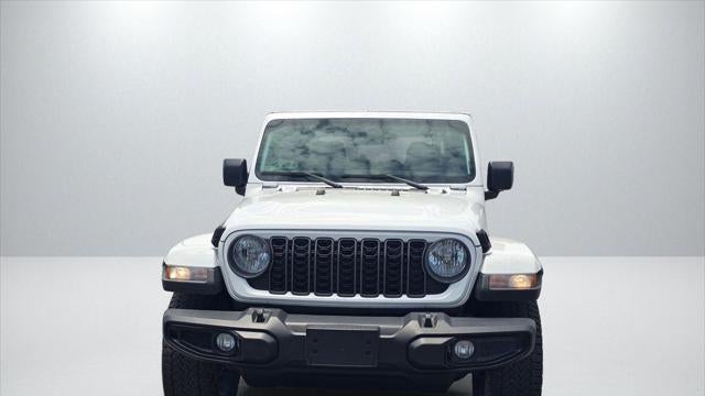 2025 Jeep Gladiator NightHawk