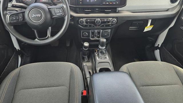 2025 Jeep Gladiator NightHawk