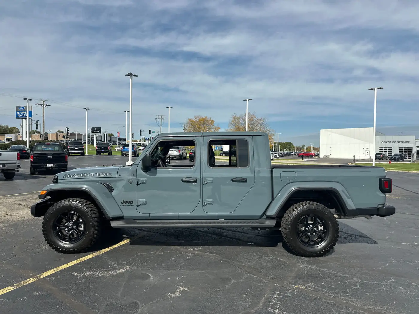 2025 Jeep Gladiator - $39,900