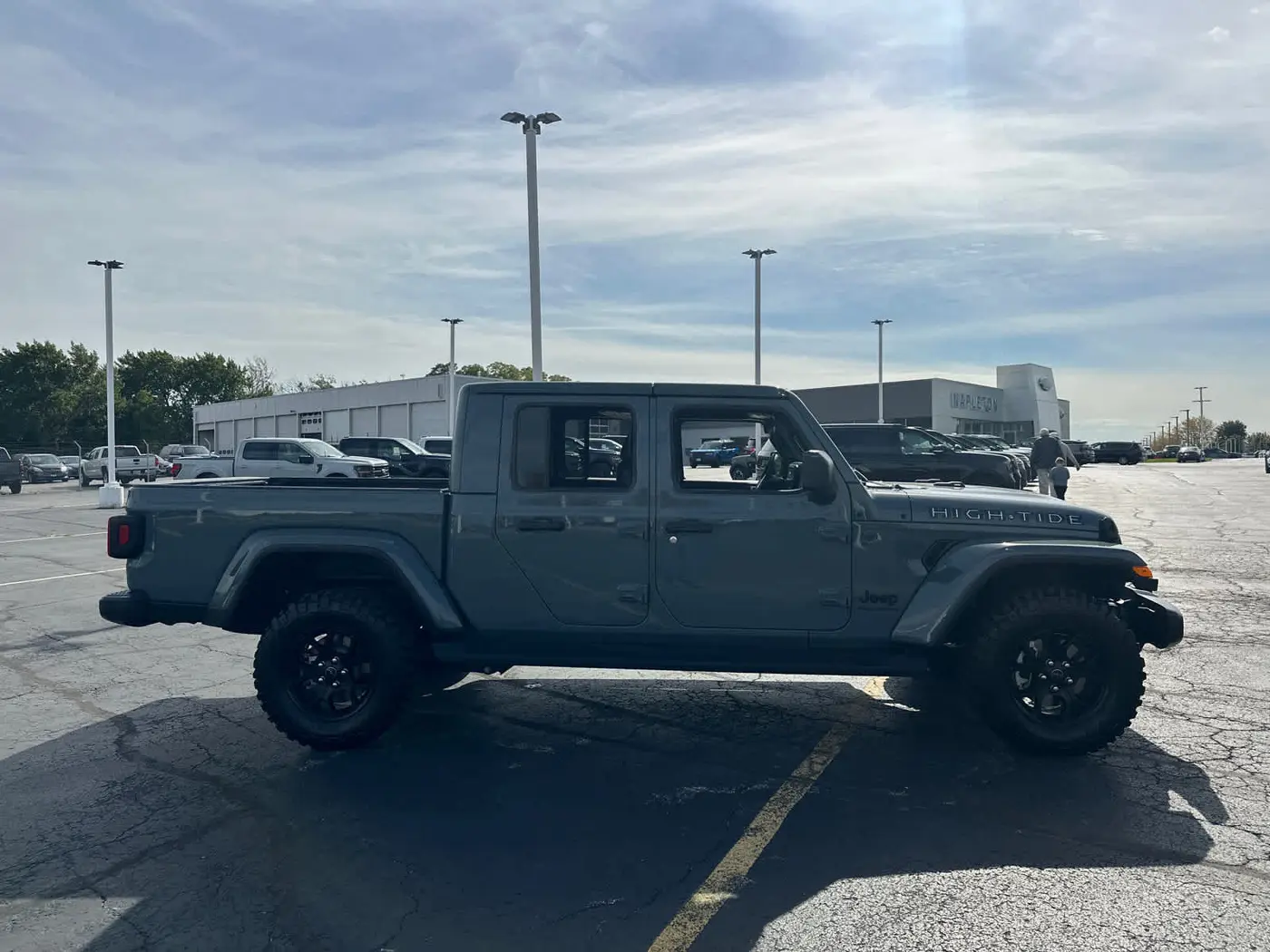 2025 Jeep Gladiator - $39,900