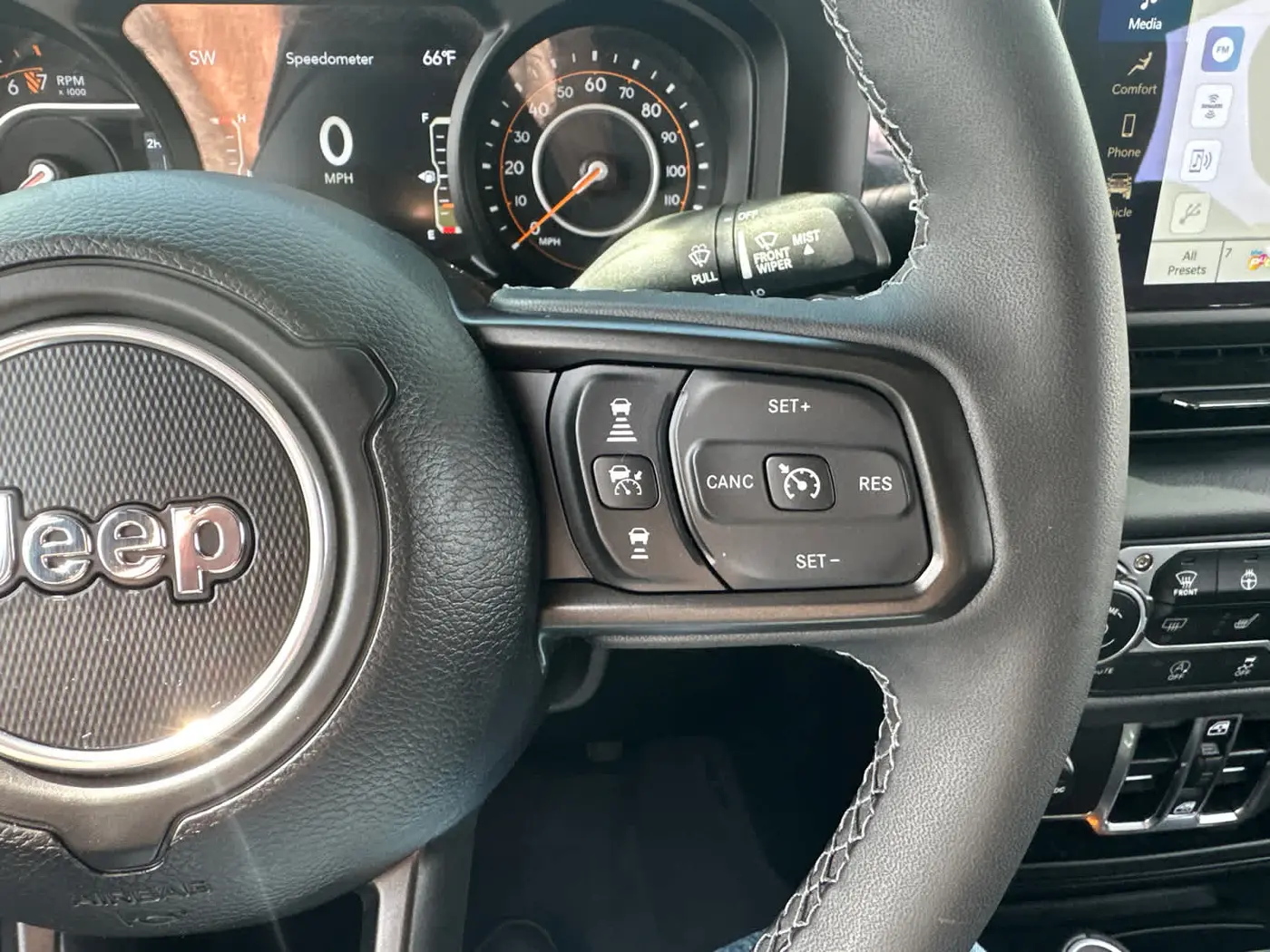2025 Jeep Gladiator - $39,900