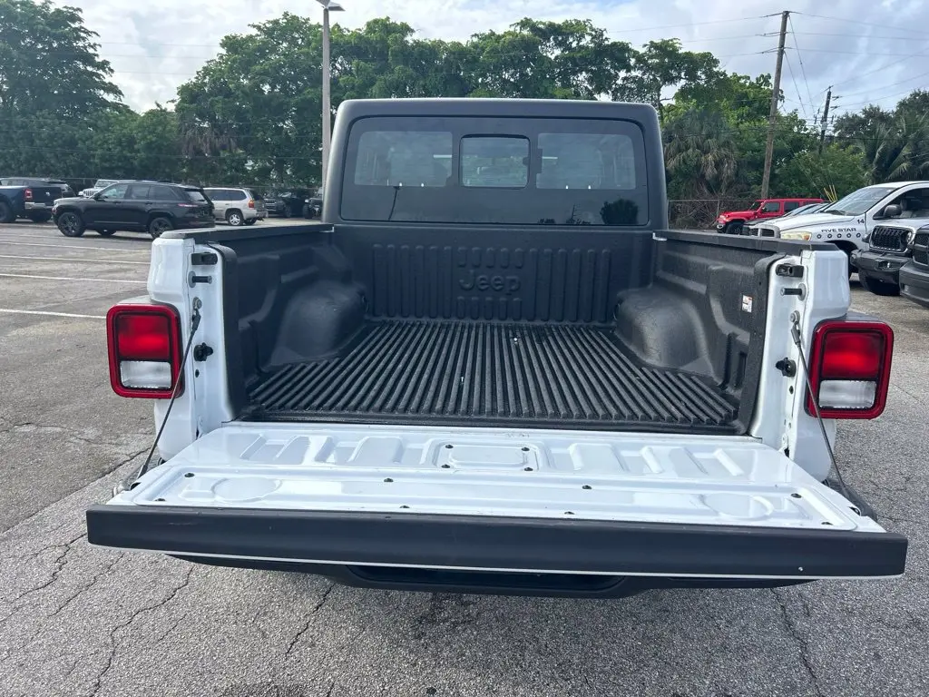 2026 Jeep Gladiator - $37,213