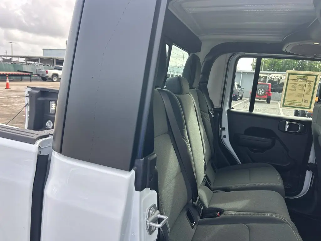 2026 Jeep Gladiator - $36,224