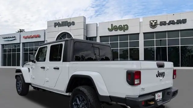 2026 Jeep Gladiator 85th Anniversary Edition