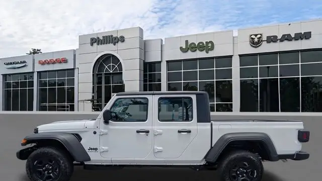 2026 Jeep Gladiator Sport