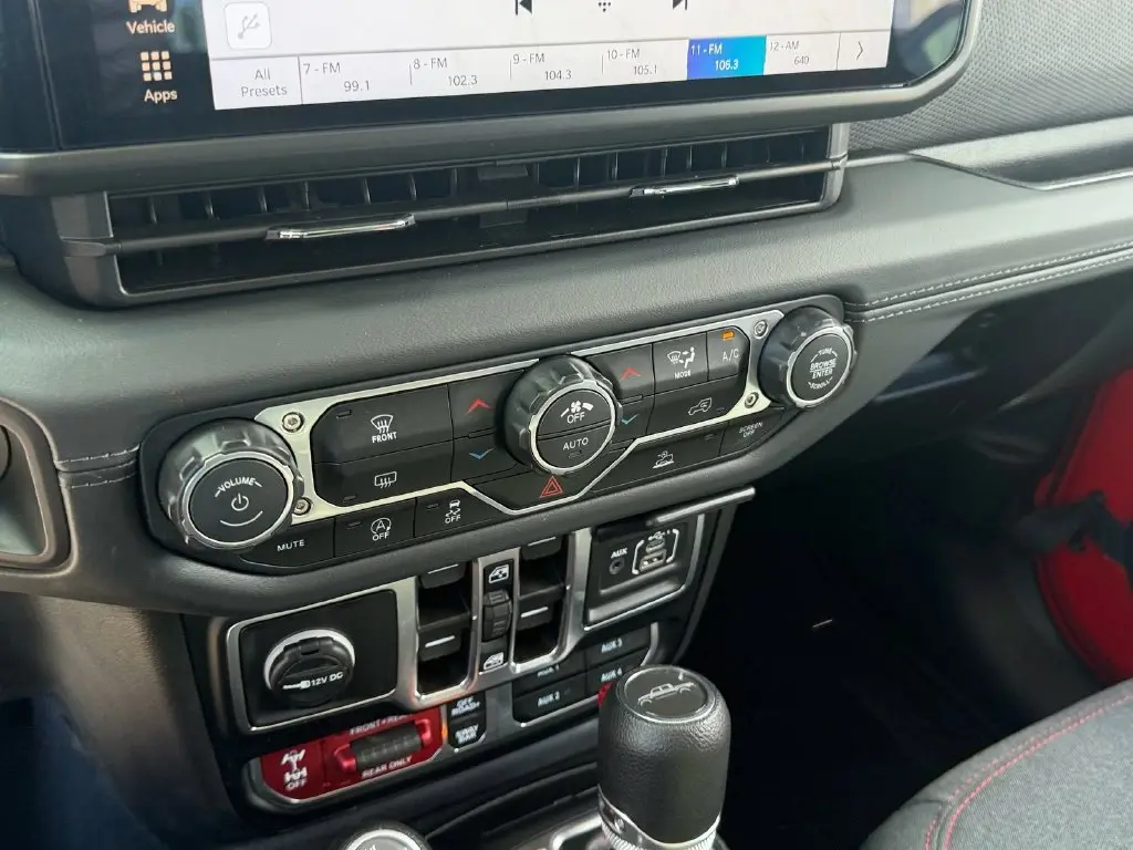2026 Jeep Gladiator - $39,599