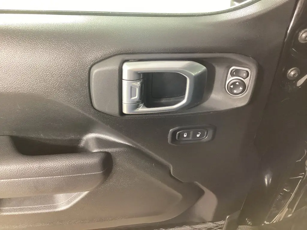 2026 Jeep Gladiator - $43,032