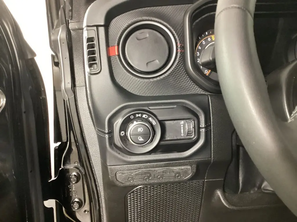 2026 Jeep Gladiator - $43,032