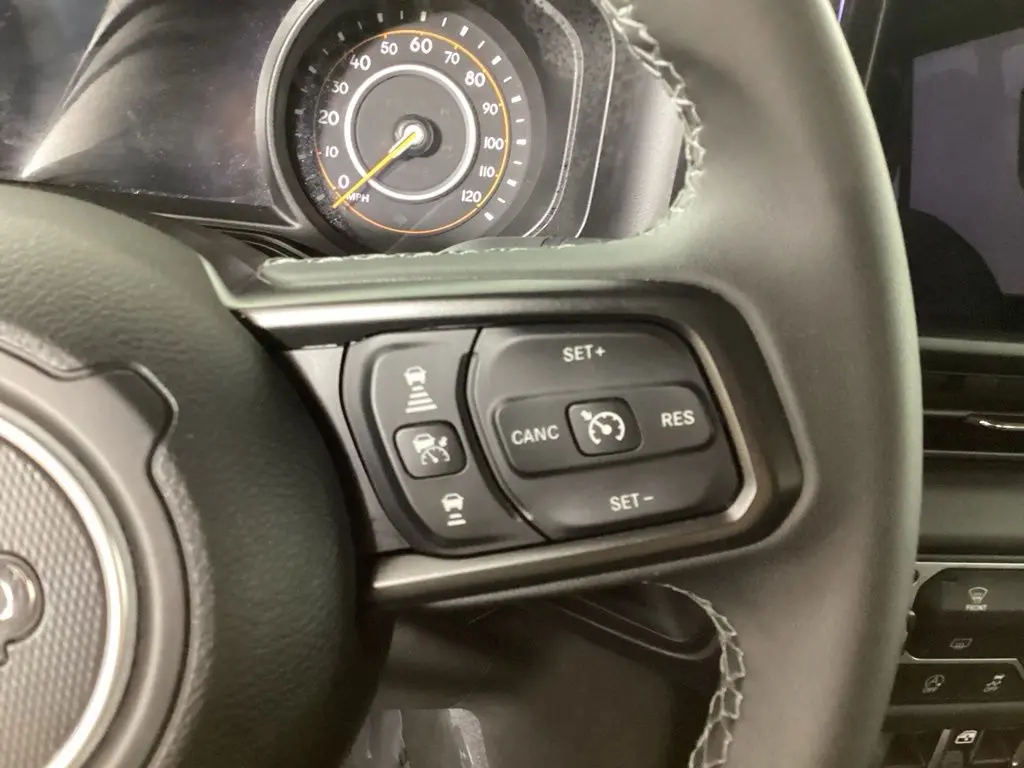2026 Jeep Gladiator - $43,032