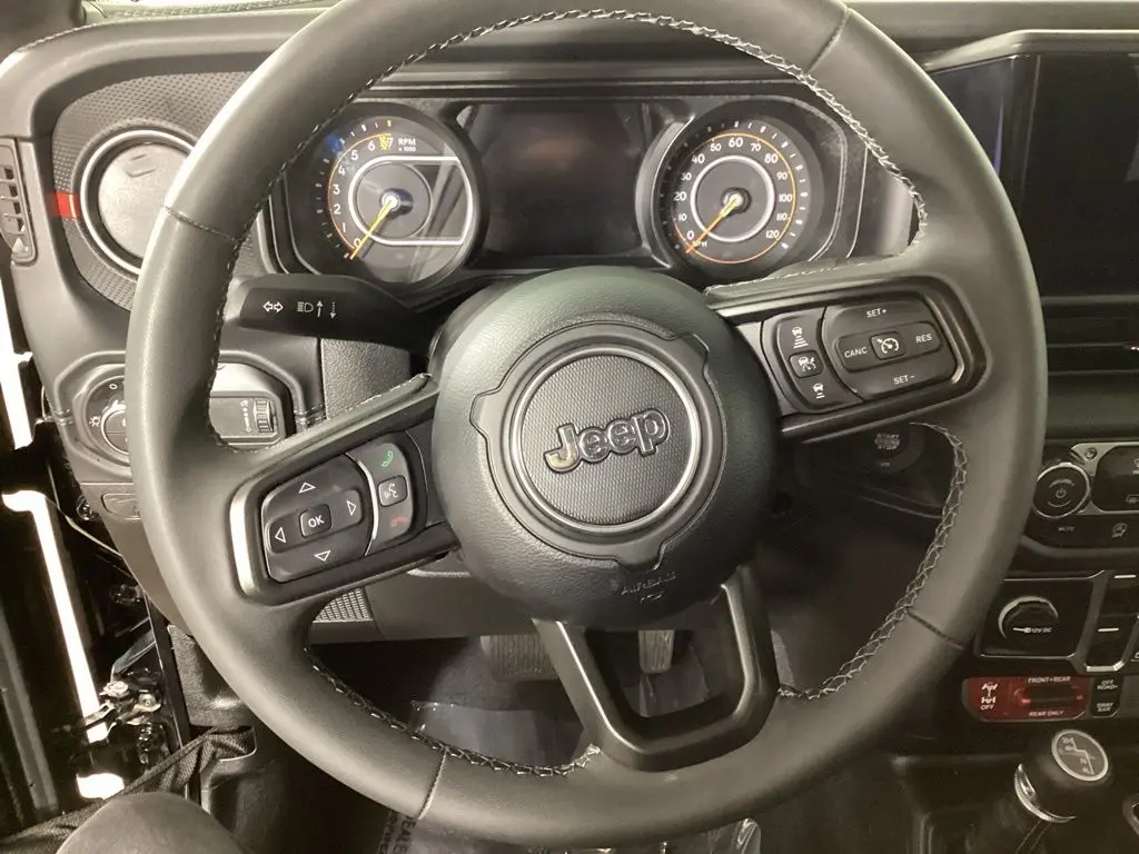 2026 Jeep Gladiator - $43,032