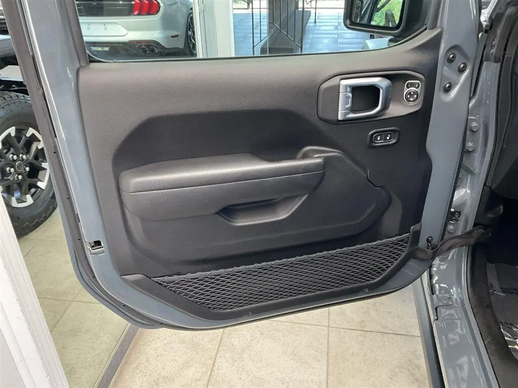2026 Jeep Gladiator - $38,995