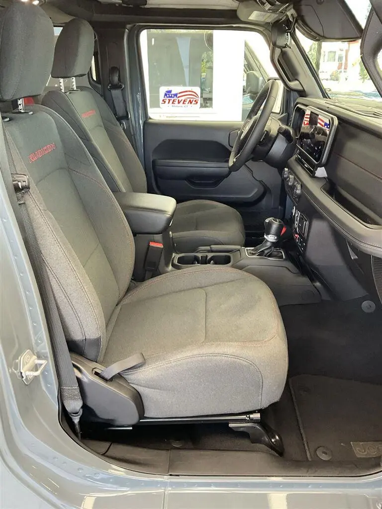 2026 Jeep Gladiator - $38,995