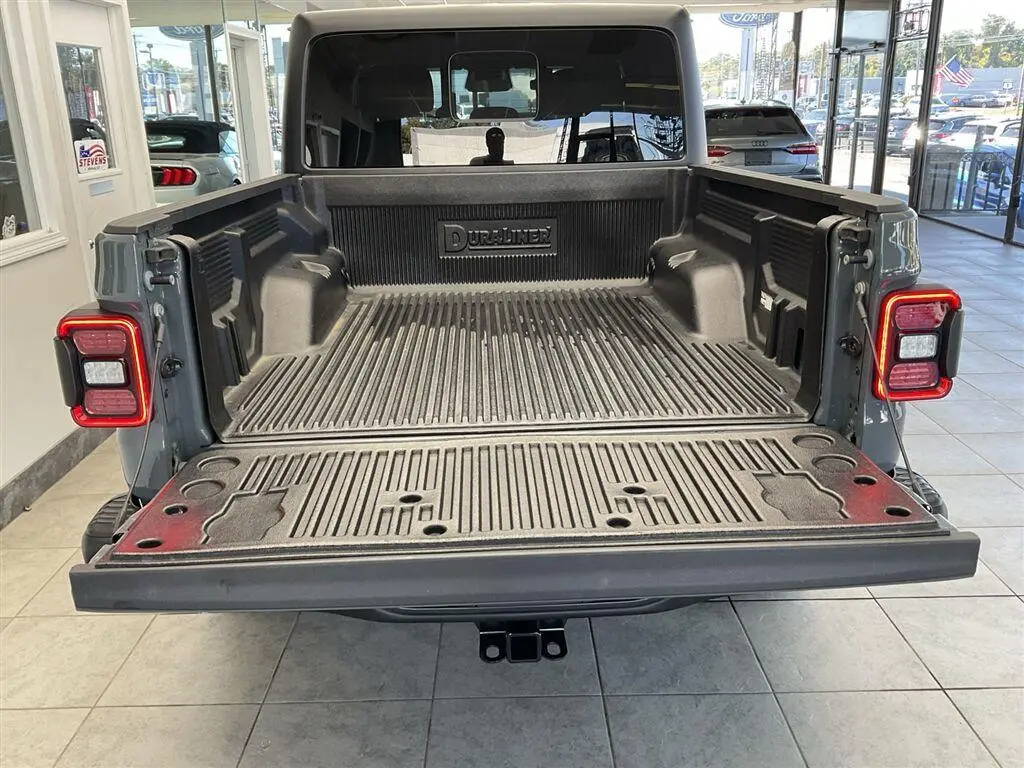 2026 Jeep Gladiator - $38,995