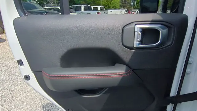 2026 Jeep Gladiator Shadow Ops