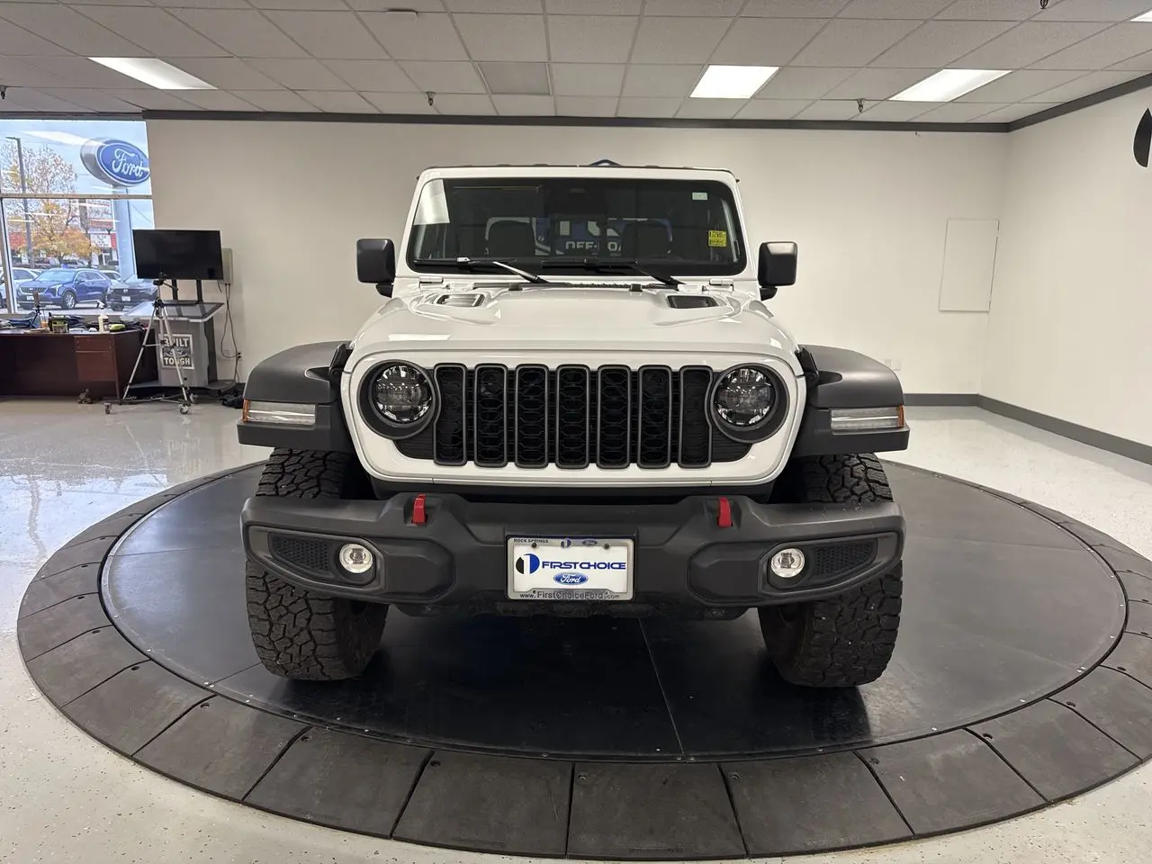 2026 Jeep Gladiator - $43,324