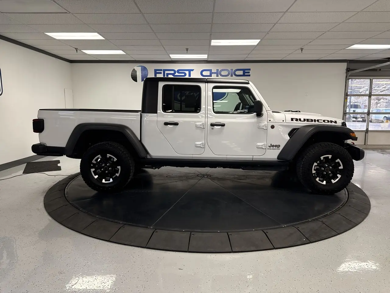 2026 Jeep Gladiator - $43,324