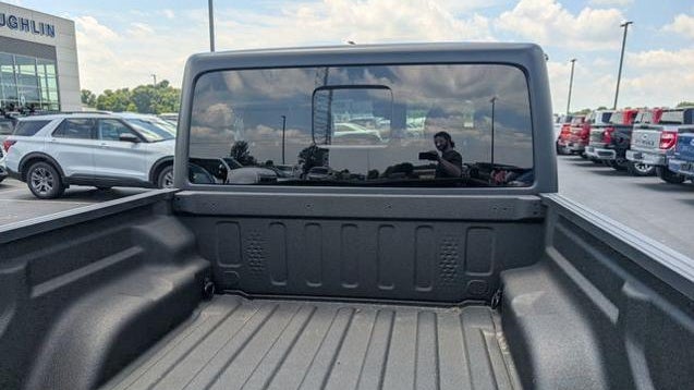 2025 Jeep Gladiator Mojave X