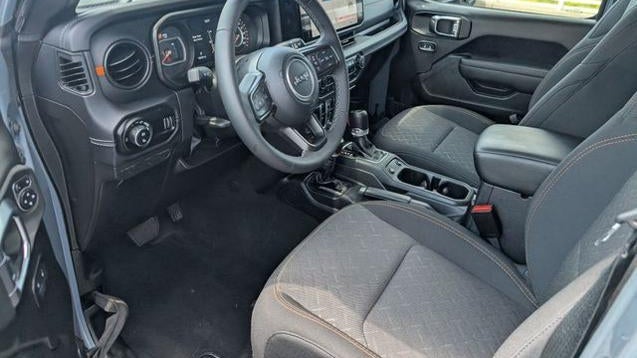 2025 Jeep Gladiator Mojave X