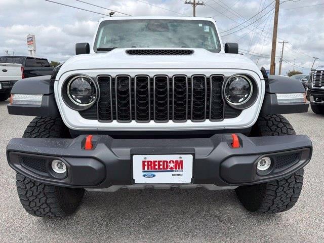 2026 Jeep Gladiator - $39,756